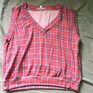 Gaze plaid red and grey sweater vest